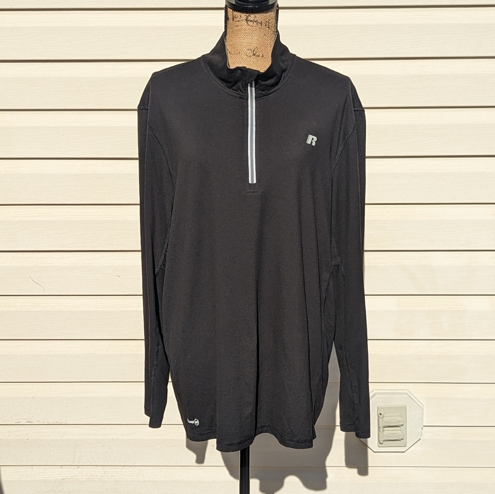 Russell Athletic 1/2 zip training fit, dri-power 360, active shirt.